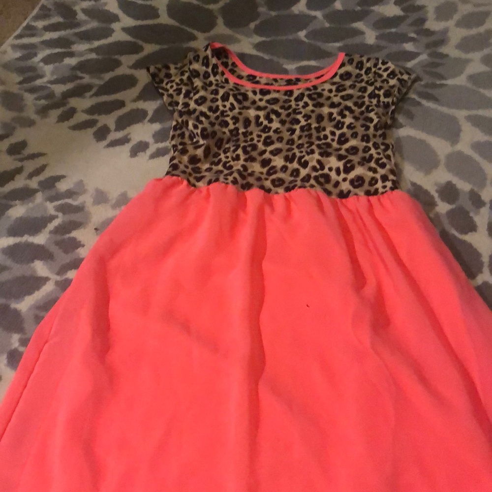 Cute leopard and hot pink dress!
